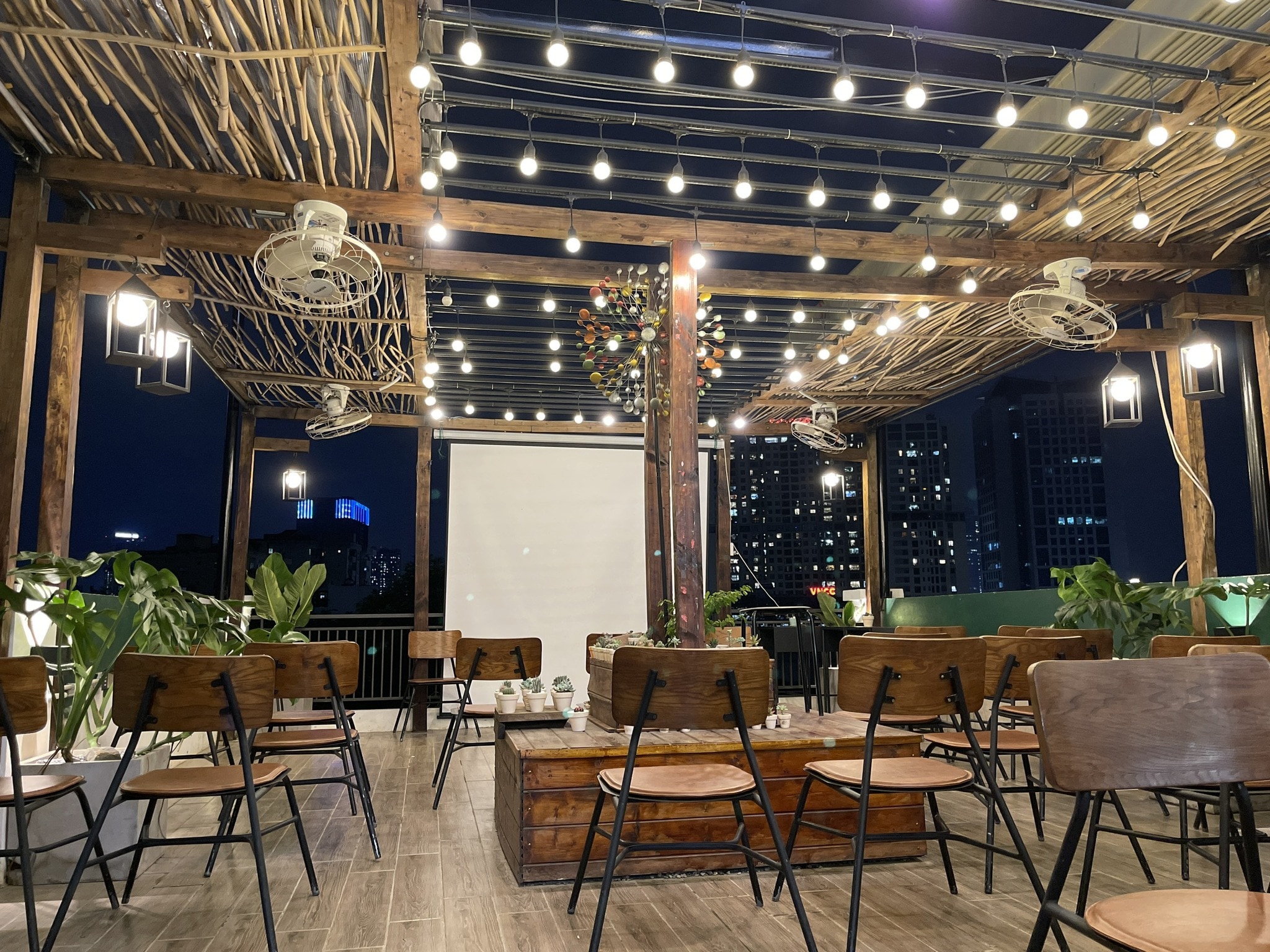Thiết kế trẻ trung, phù hợp để thư giãn và chụp những bức ảnh đẹp